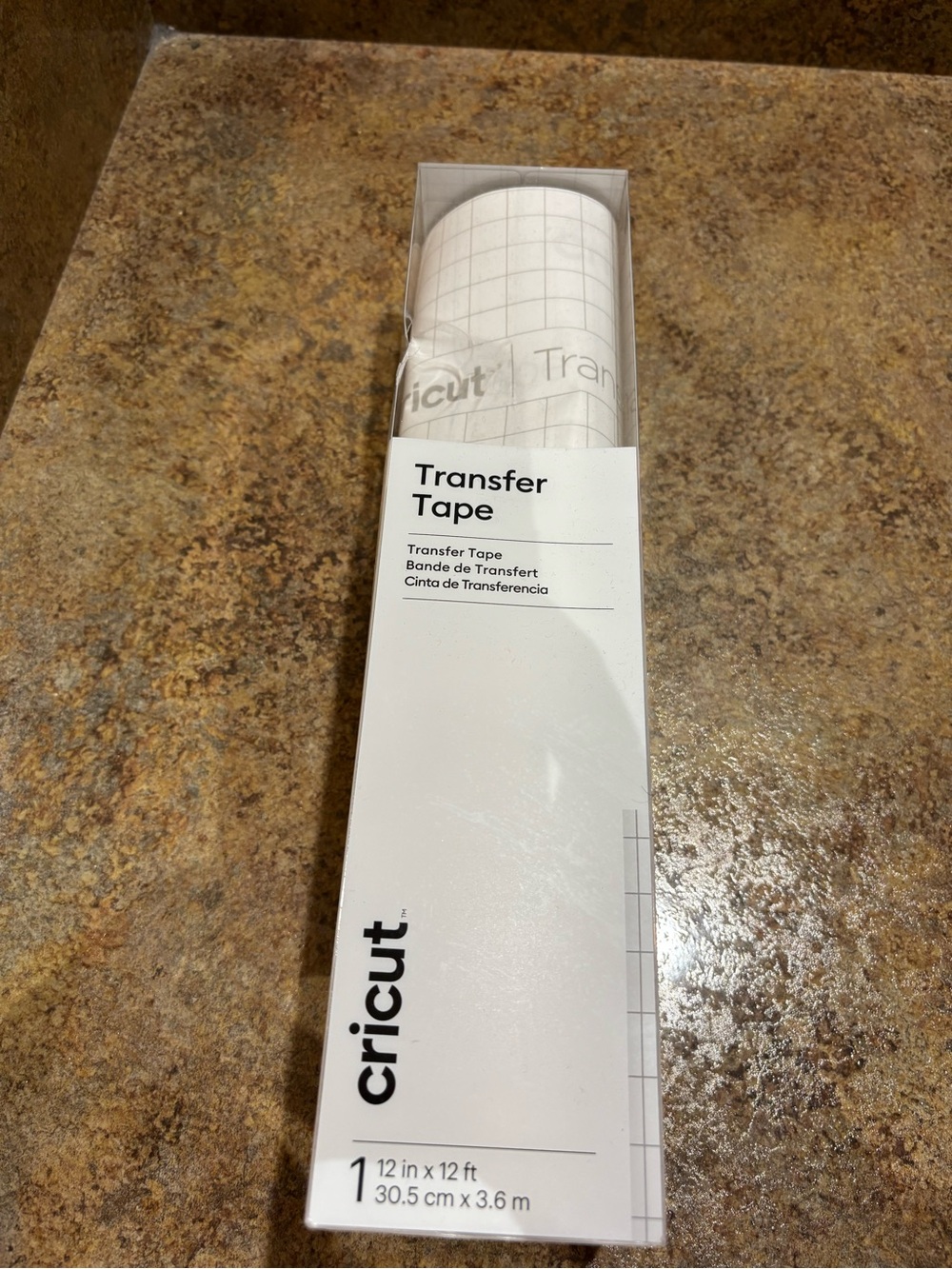 Cricut Transfer Tape 12in x 12ft - Clear
